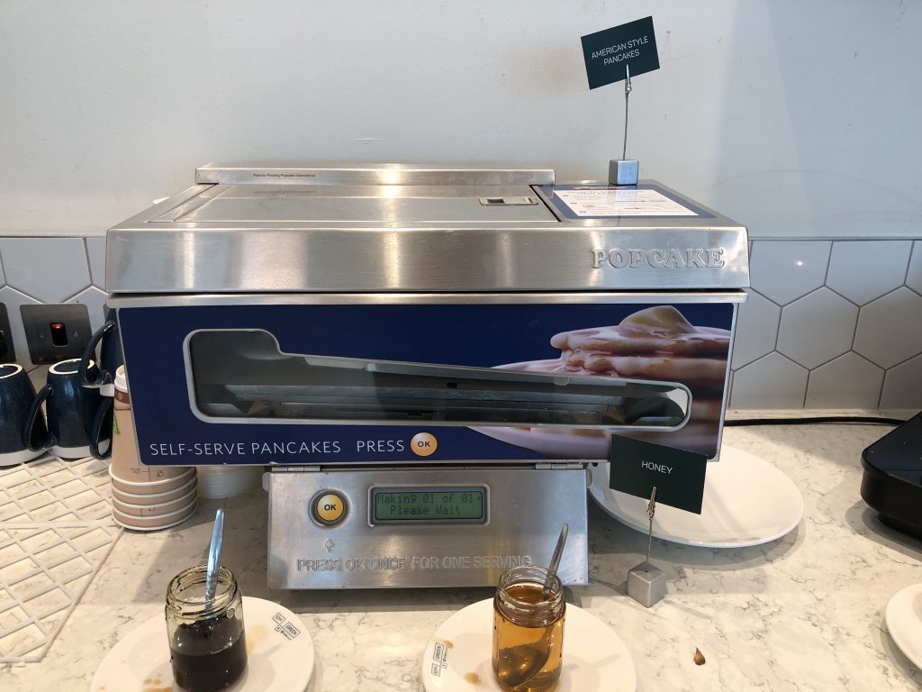 51st and Green Lounge Dublin Airport review - myHobby.fun 51st&Green Pancake Machine